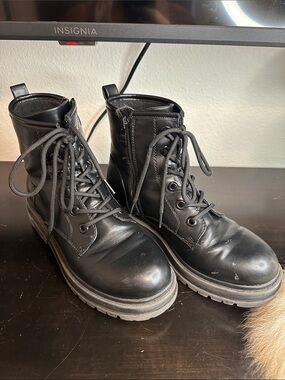 Dream Pairs Black Lace-Up Kids Combat Boots
